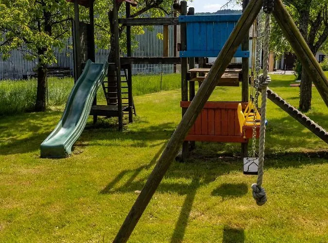 A Mechels Kır Evi Bettel